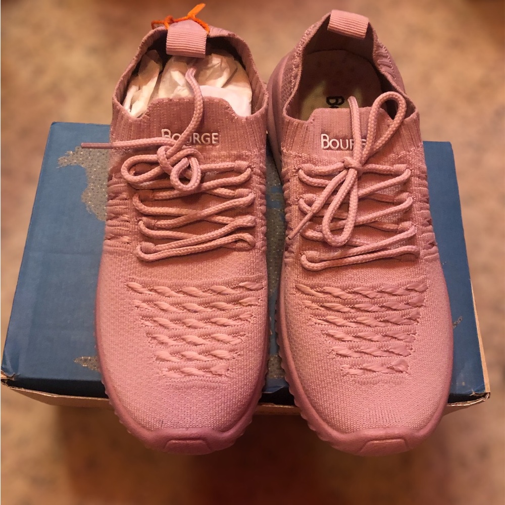 Bourge Memory Cushioning Athletic Shoes Size US 8